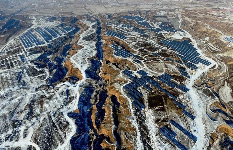 中國(guó)十三省最大光伏電站在這里！欽州康熙嶺的光伏電站能排上號(hào)了嗎？