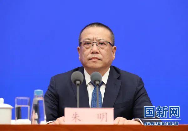 國家能源局：大力發(fā)展光伏發(fā)電、風(fēng)電等可再生能源；多管齊下解決消納問題